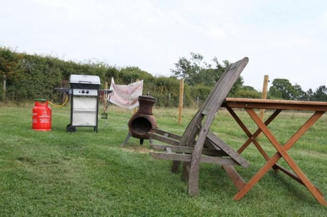 ホテル Shepherdshuts-Southeast アシュフォード エクステリア 写真